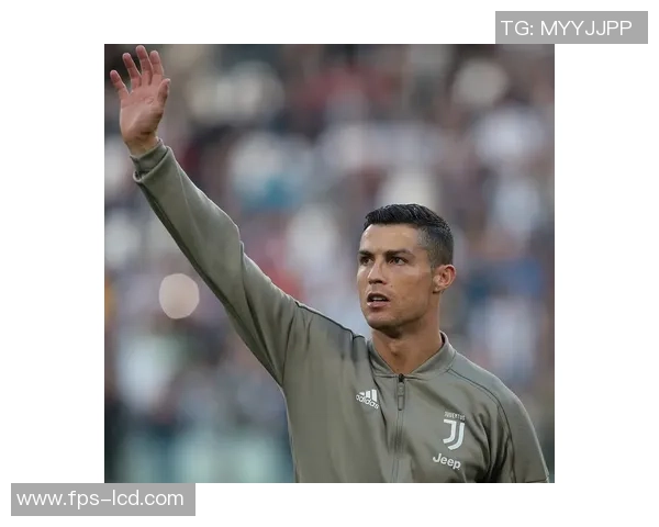 身高178cm的足球巨星如何在赛场上脱颖而出成为球迷新宠