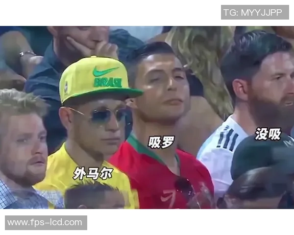 球星踩爆足球瞬间引发全球热议 技巧与力量的完美结合 球星踩爆足球瞬间引发全球热议 技巧与力量的完美结合